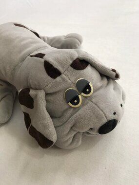 1980s Pound Puppies Irwin Plush Dog Grey Stuffed Animal Zip Pouch 80s Kids Toy